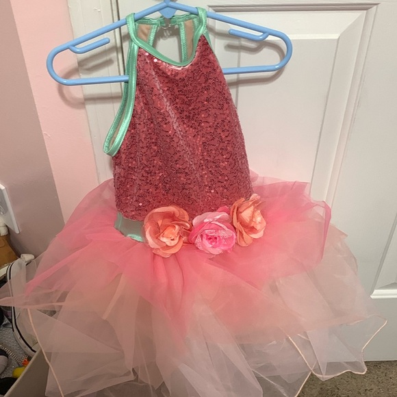 Weissman girls costume